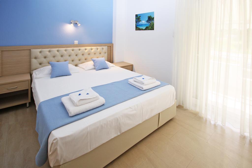 Garden View Apartments 新马尔马拉斯 客房 照片